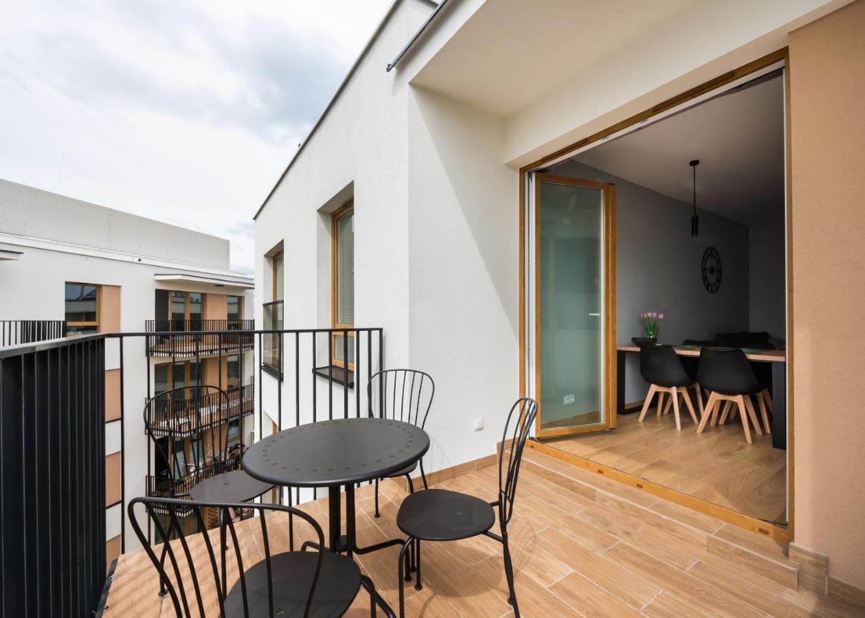Wola Skwer Sunny Apartment 바르샤바 외부 사진